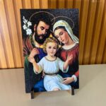 Quadro de Mesa MDF  resinado - Sagrada Família 13cm x 19cm