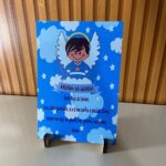 Quadro de Mesa MDF resinado - Anjo da Guarda Azul